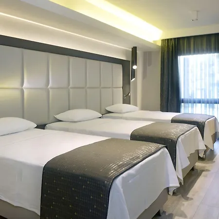 Hotel Smart 4*