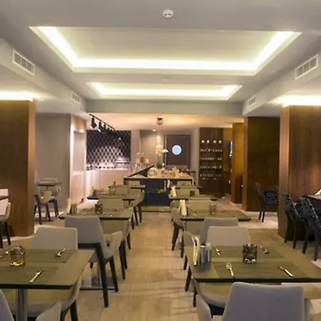 Hotel Smart 4*